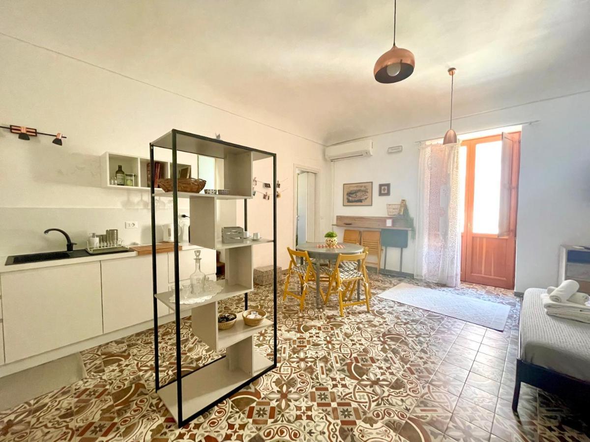 Be Ortigia Lägenhet Syrakusa Exteriör bild
